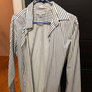 Men’s banana Republic button down shirt
